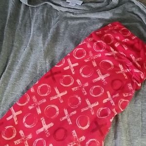 OS Valentines Day Leggings